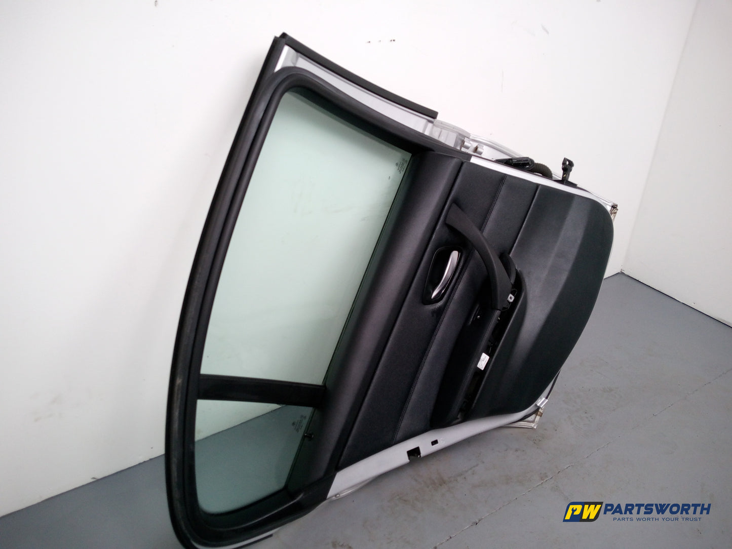 Door Rear LH 8