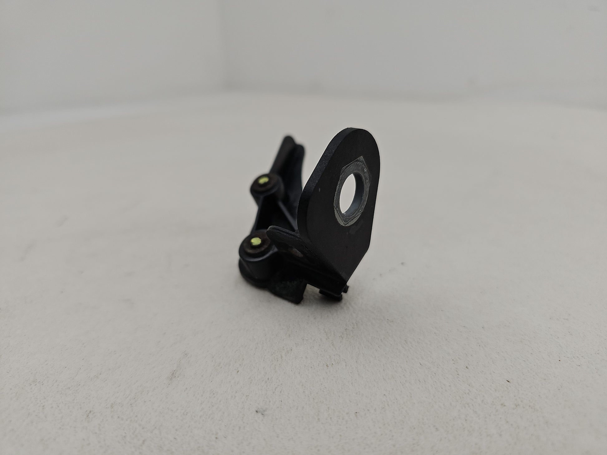 Moulding Insert Wing Front RH 2