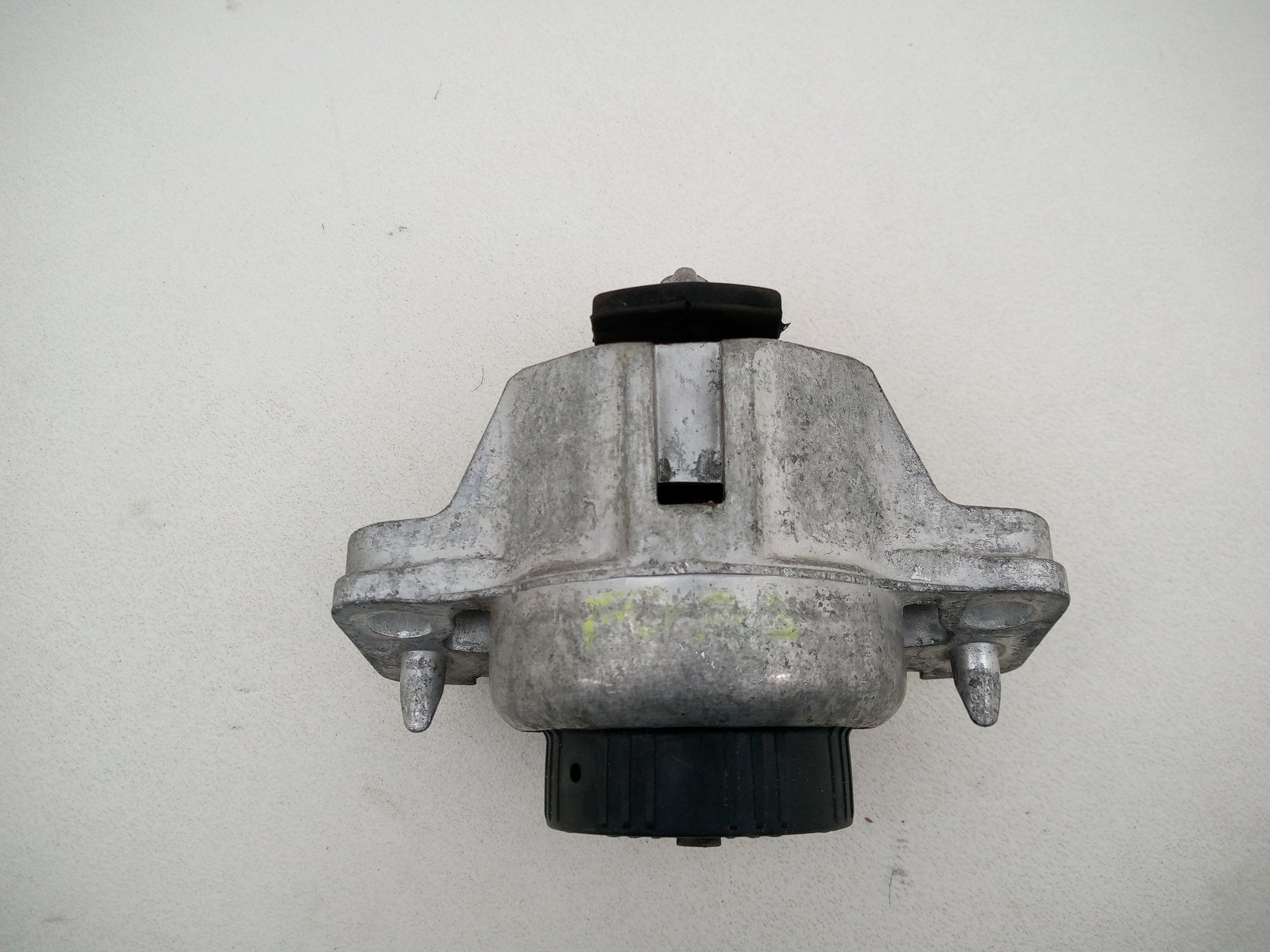 Engine Mounting Bracket 2