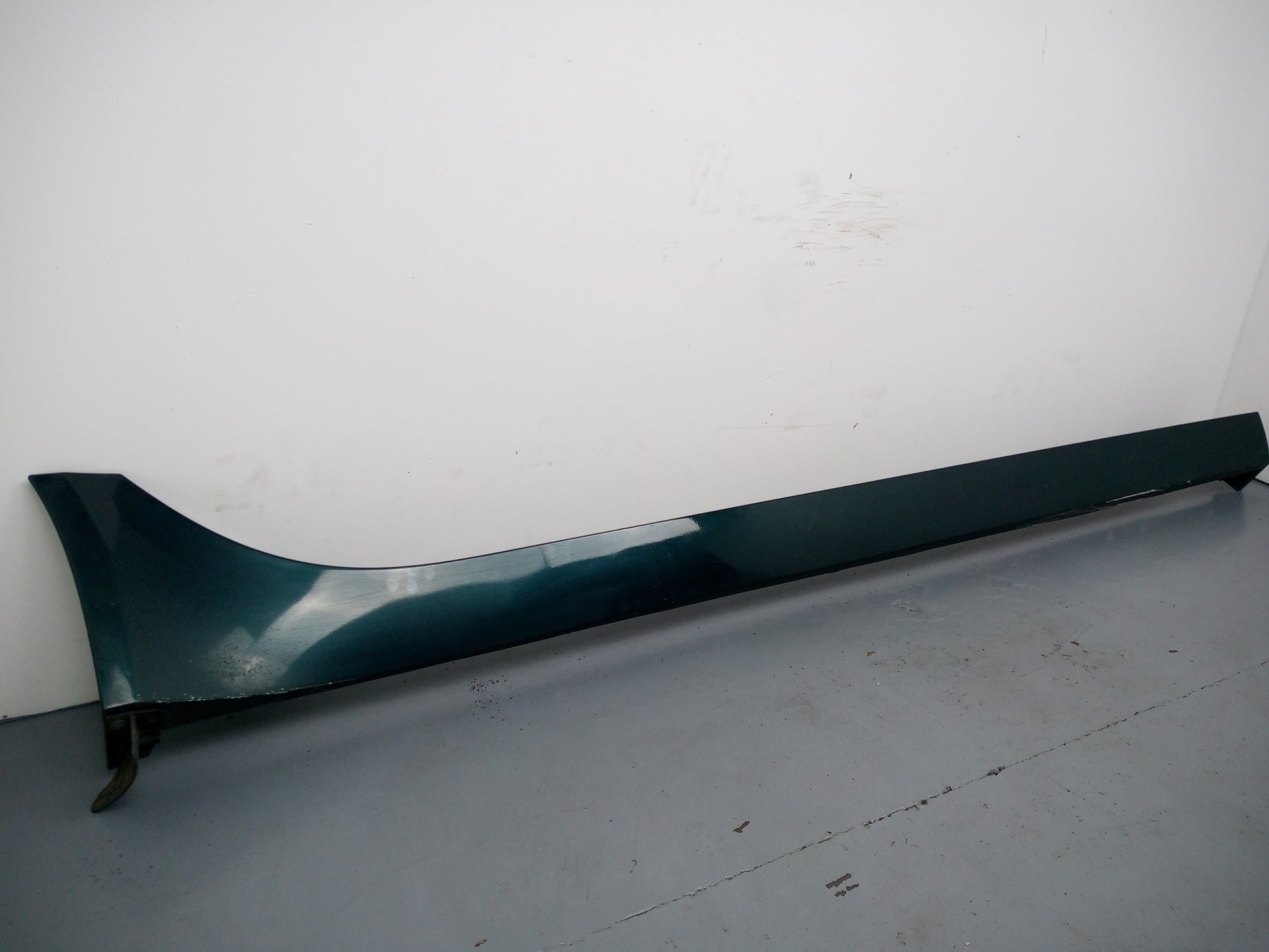 Side Skirt RH 2
