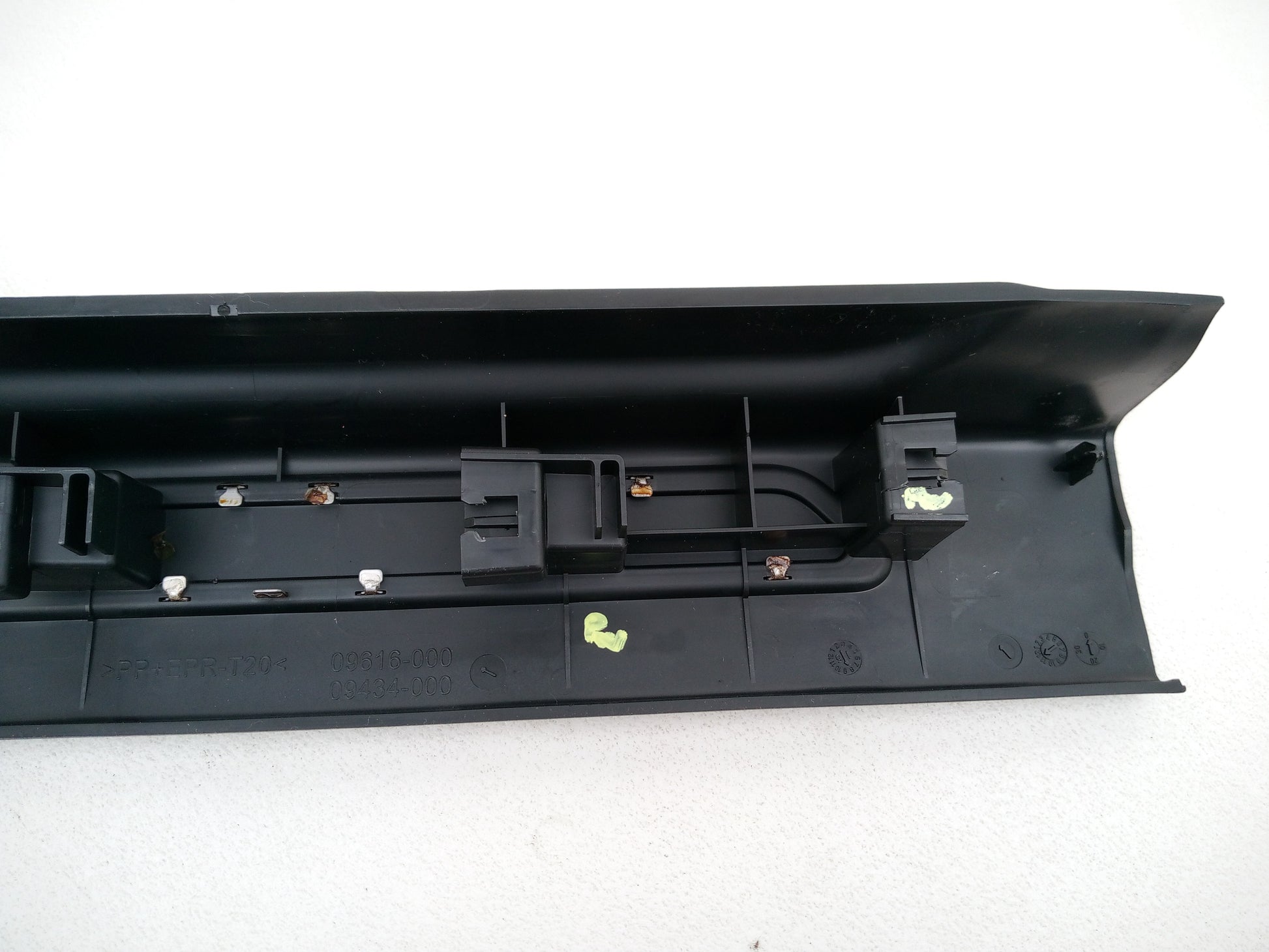 Sill Panel Jacking Point Cover Front RH 8