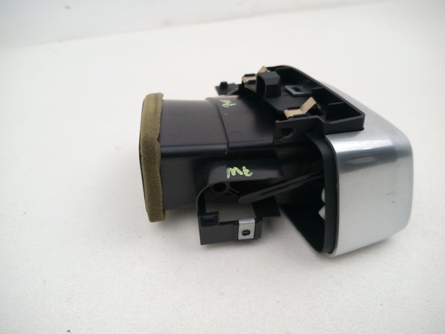 Facia Vent RH 2