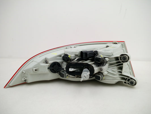 Jaguar Xe X760 2015 - 2019 Os Driver Side Rear Light Outer Gx7313404af - photo 2