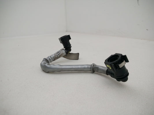 Jaguar Xe X760 Fuel Pipe Gx739c330ac Xe Diesel Oem Genuine - photo 2