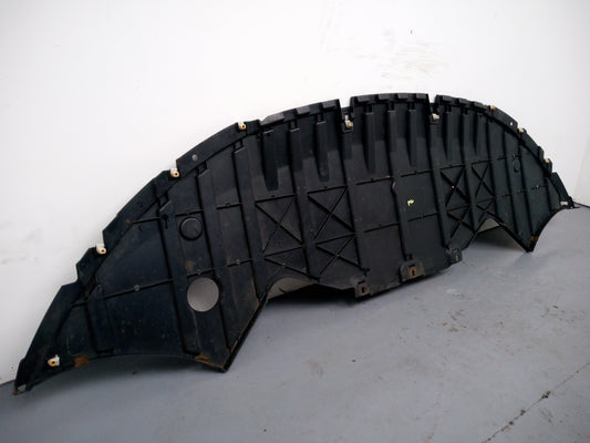 Jaguar Xe X760 Front Bumper Under Tray Body Splash Guard Gx73-17f775-Ab - photo 2