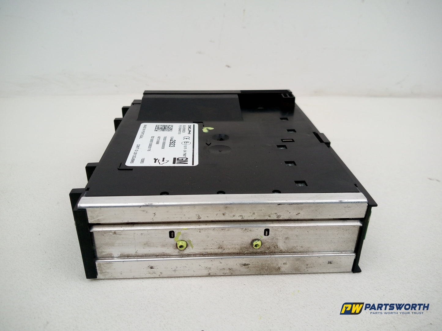 Radio - DAB/CD Player, Display screen + Facia  19