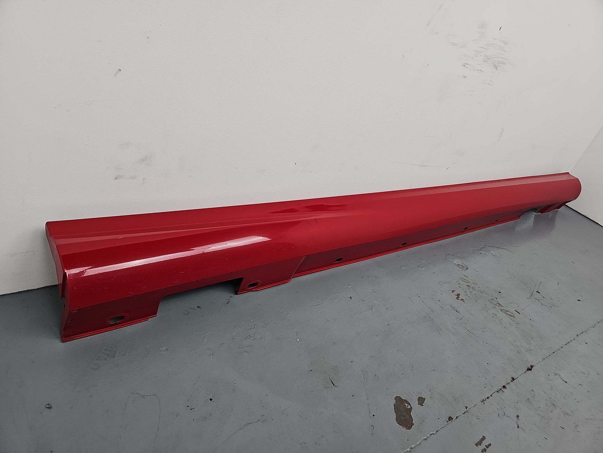 Side Skirt RH 2