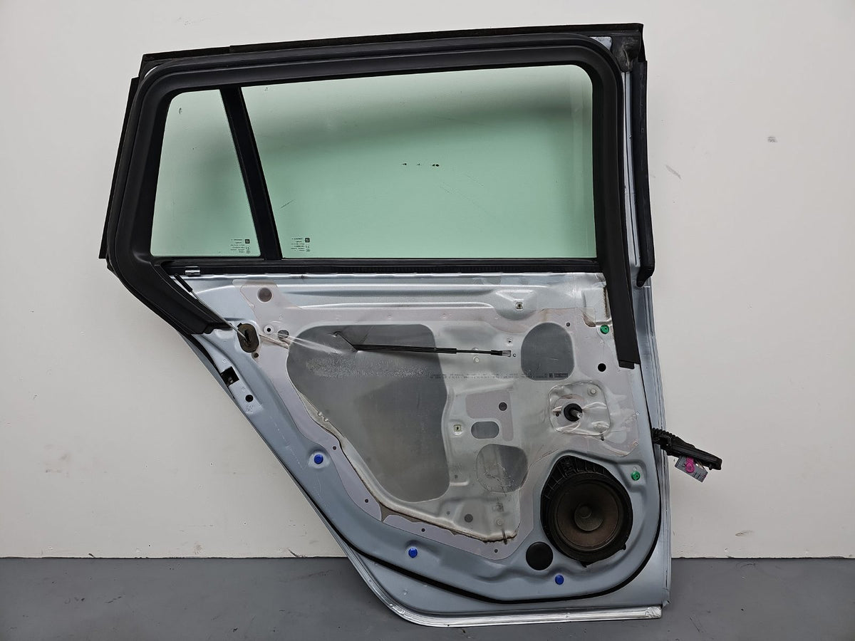 Door Rear LH 8