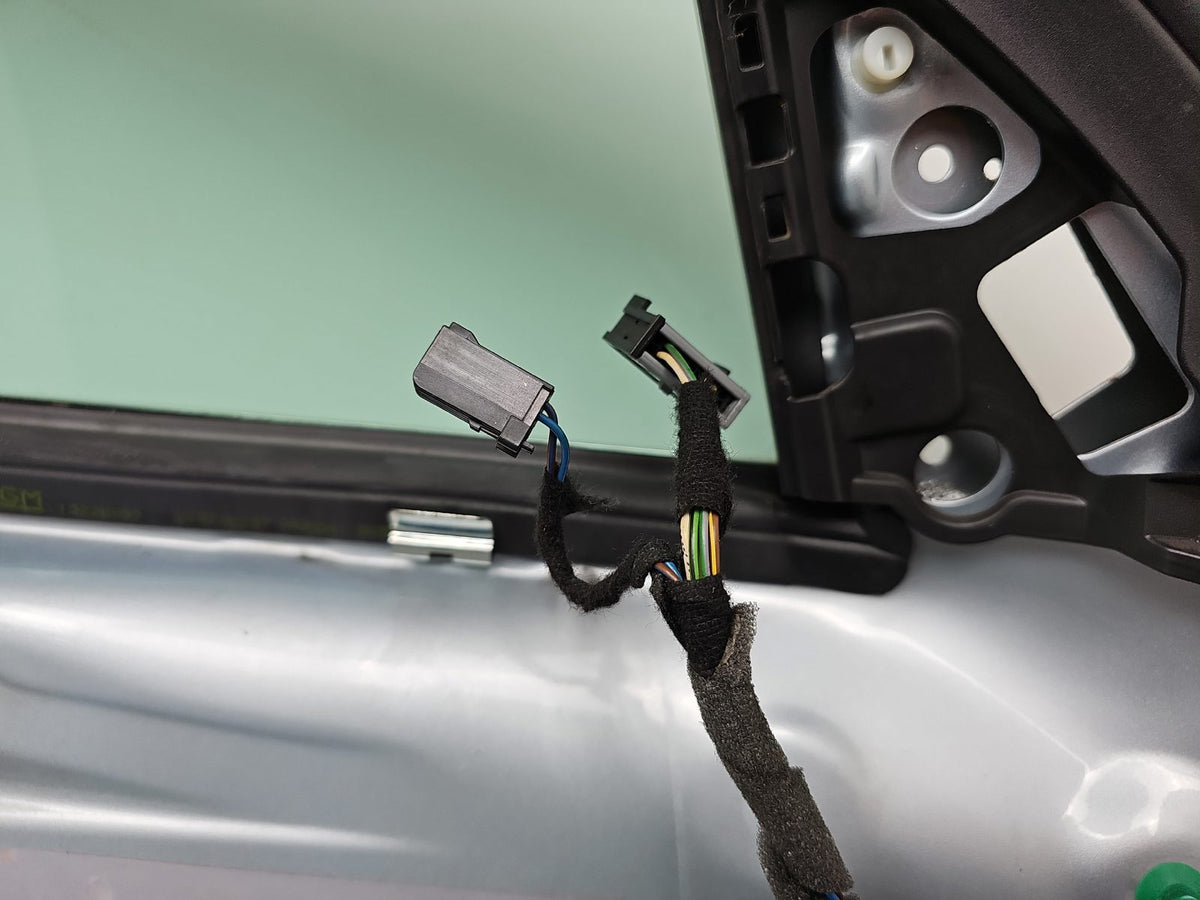 Door Front LH 14