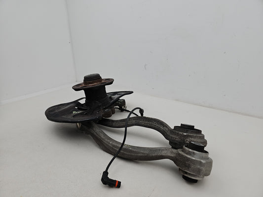 2012-2014 Mercedes-Benz C250 Amg Wheel Hub Front Lh Left Passenger - photo 2