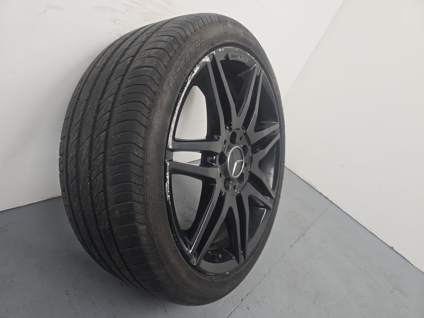 Mercedes-Benz C Class Amg W204 Front 7.5j Alloy Wheel Black A2044010604 - photo 2