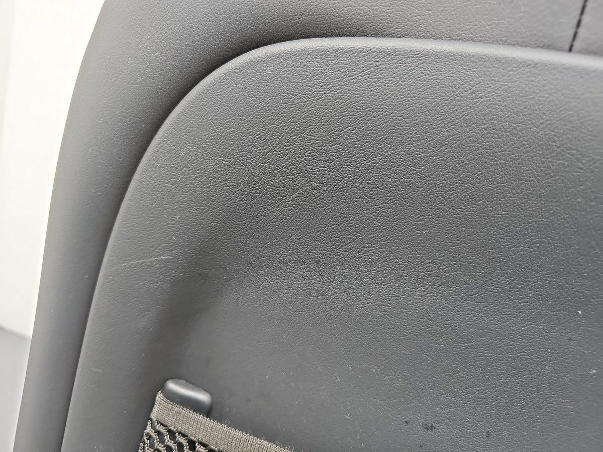 Seat Front RH 8