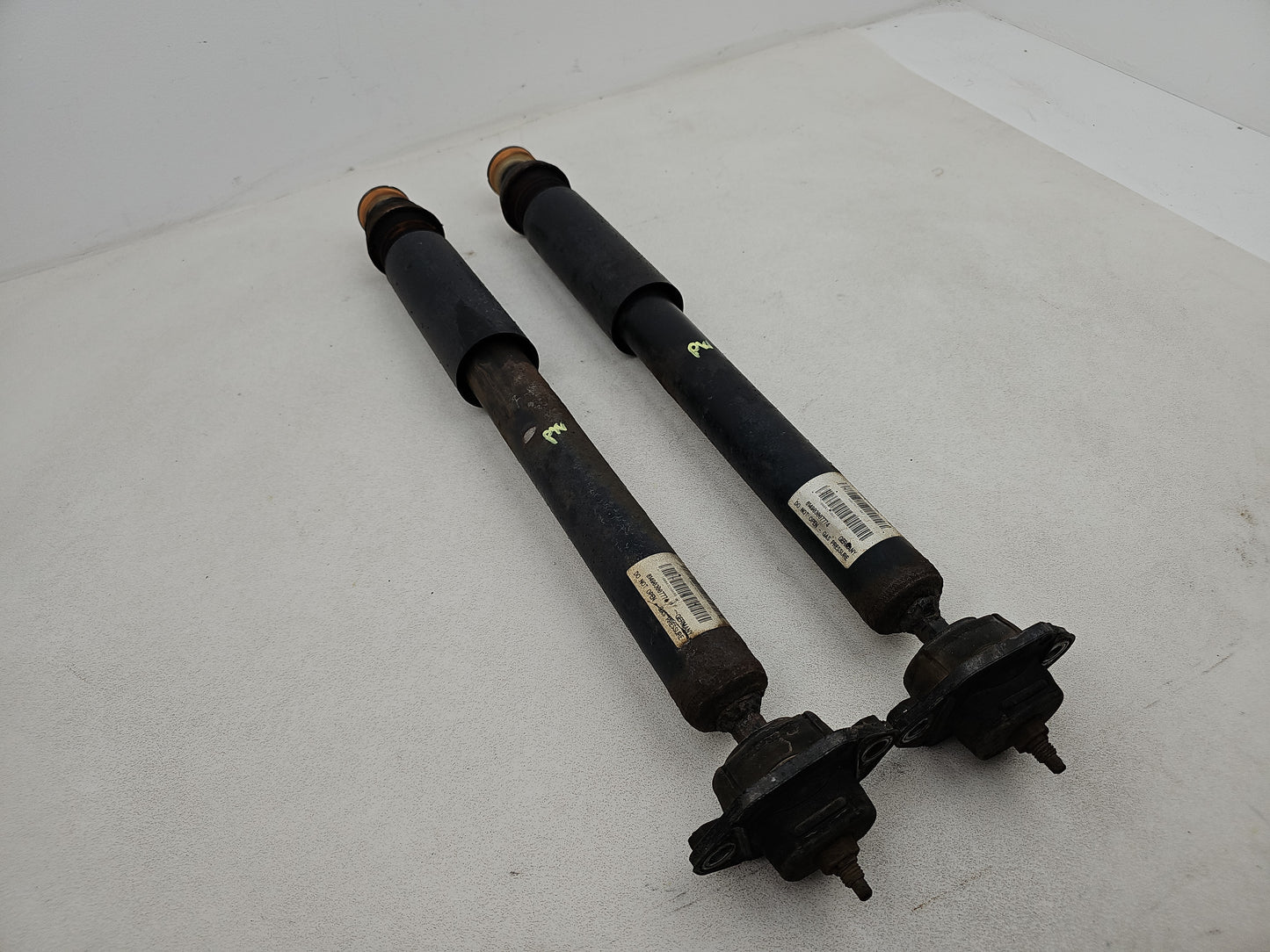 Bumper Front Shock Absorber 2