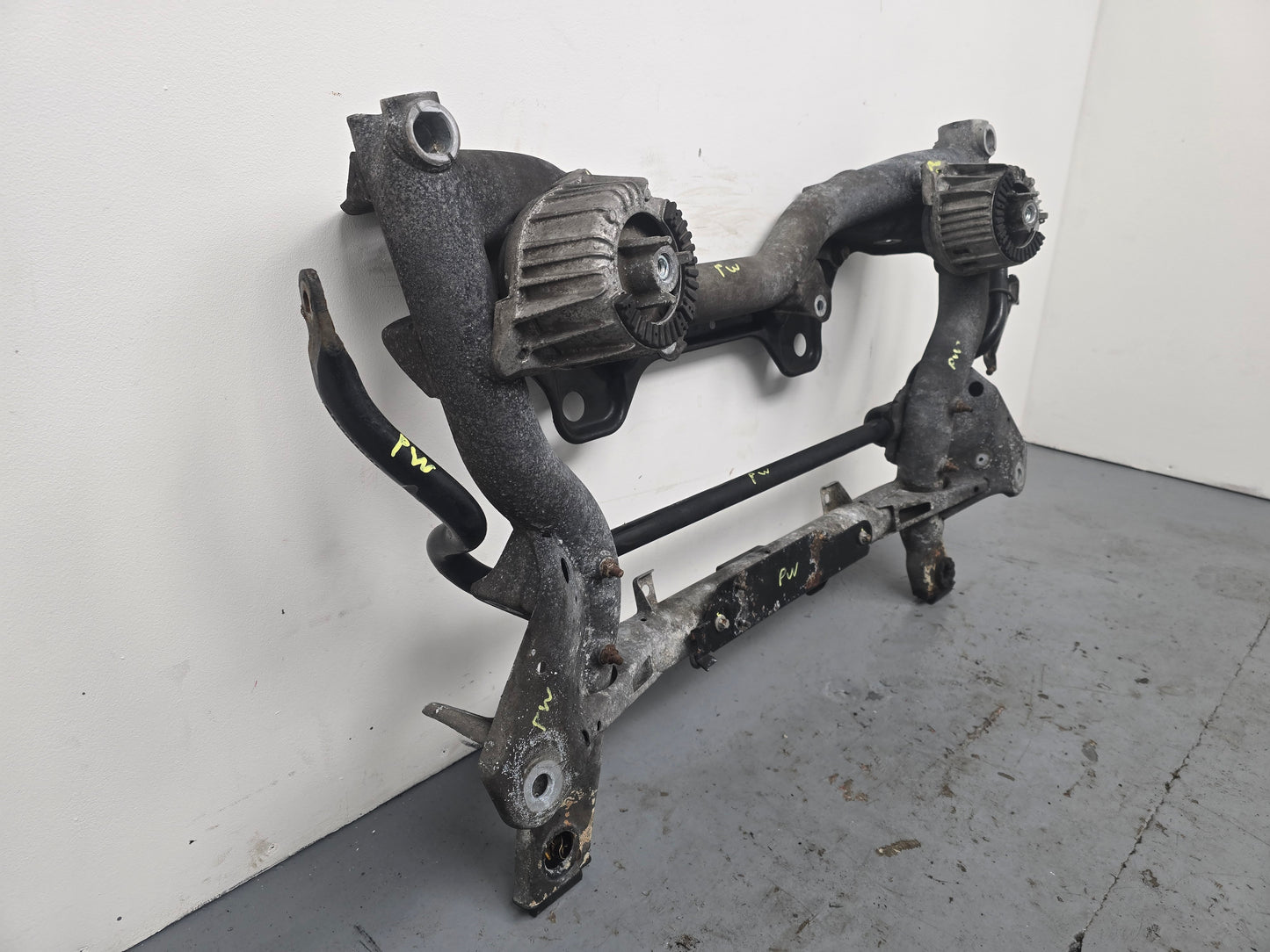 Subframe Front 2