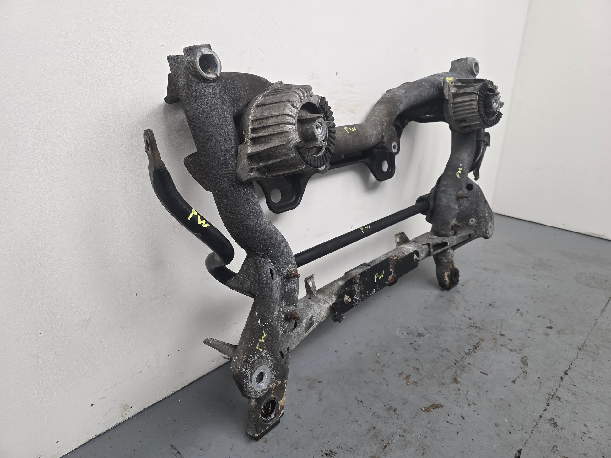 Subframe Front 2