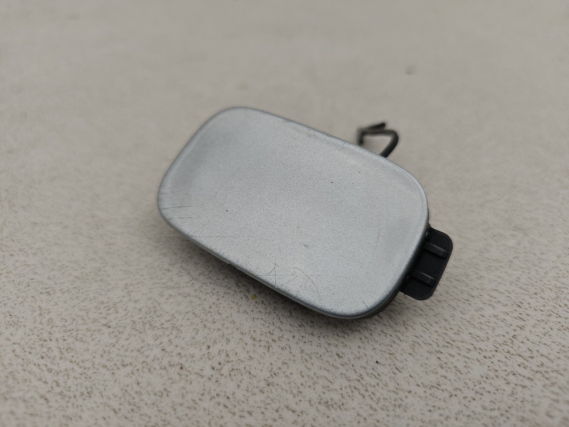 Towing eye 2