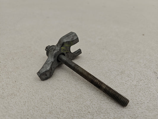 Injector Bracket Bmw E81 E87 Lci E90 E91 120d 320d N47 Holder Clamping Jaw Fuel - photo 2