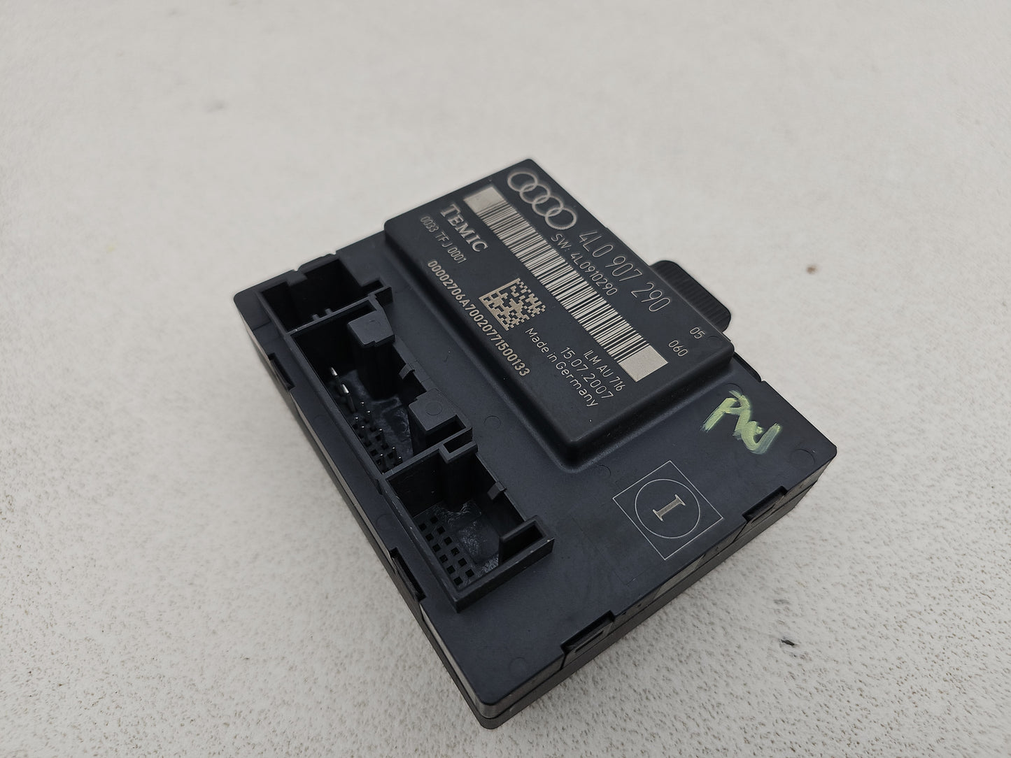 Bus central control unit comfort control unit module module 2