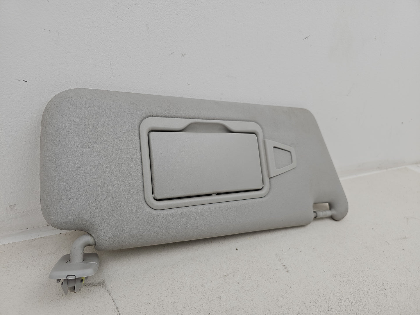 Sun Visor RH 2
