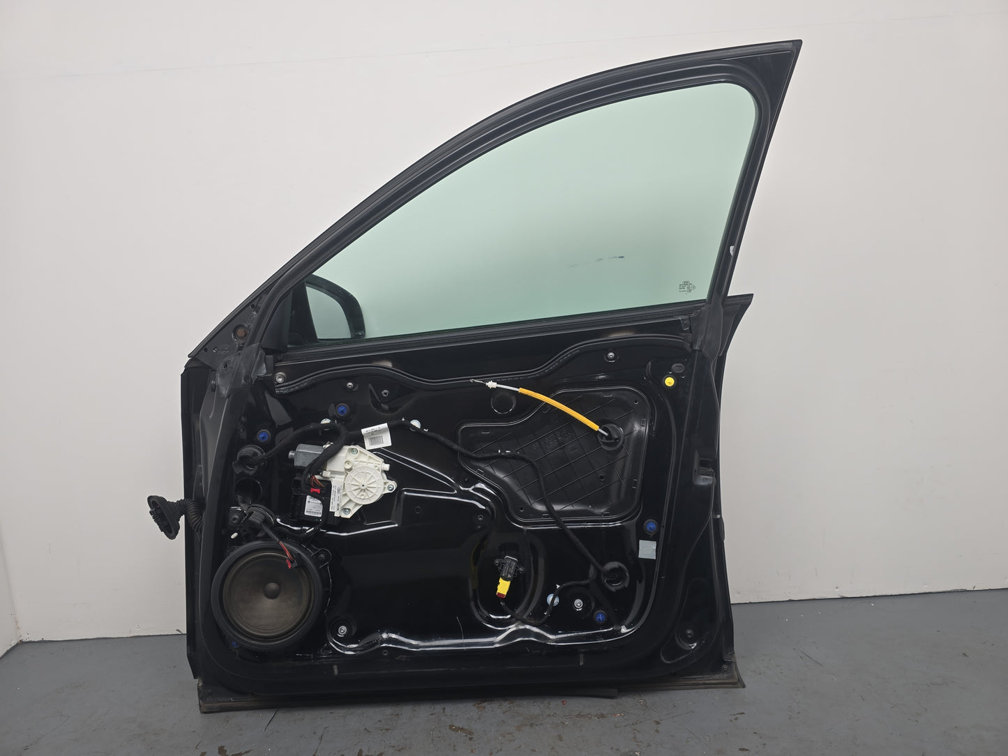 Audi A3 8p 5door Nsf Right Driver Side Front Door Mirror Black Lz9y - photo 8