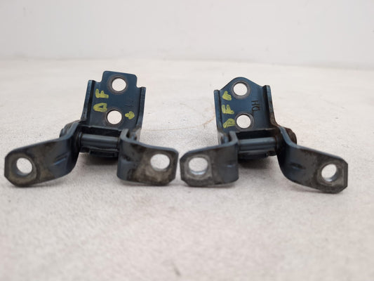 RH Front Door Hinge Pair  2