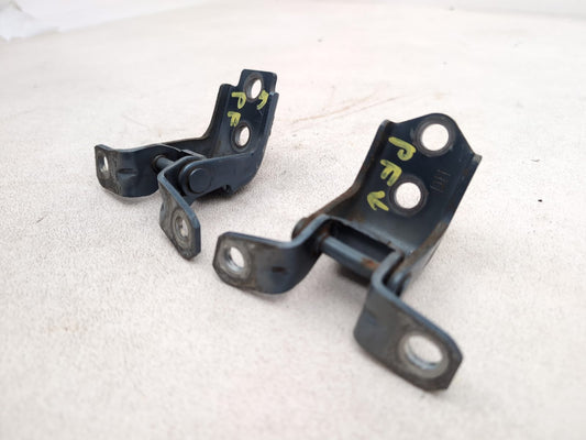LH Front Door Hinge Pair  2