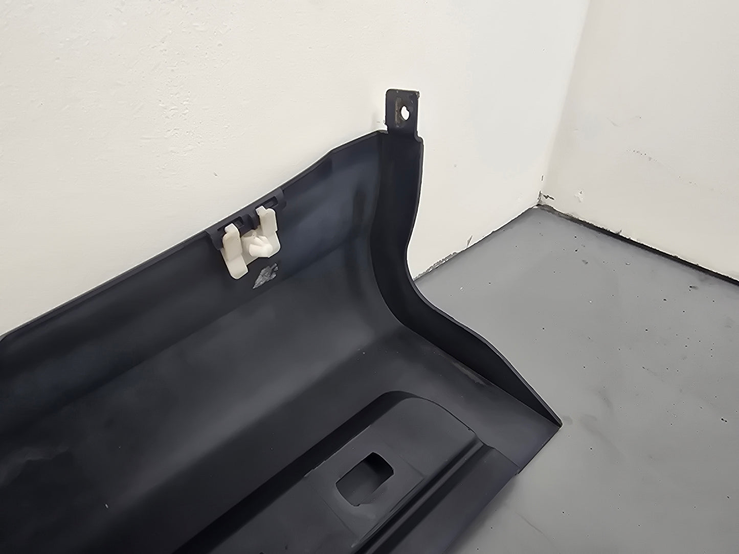 Side Skirt RH 7