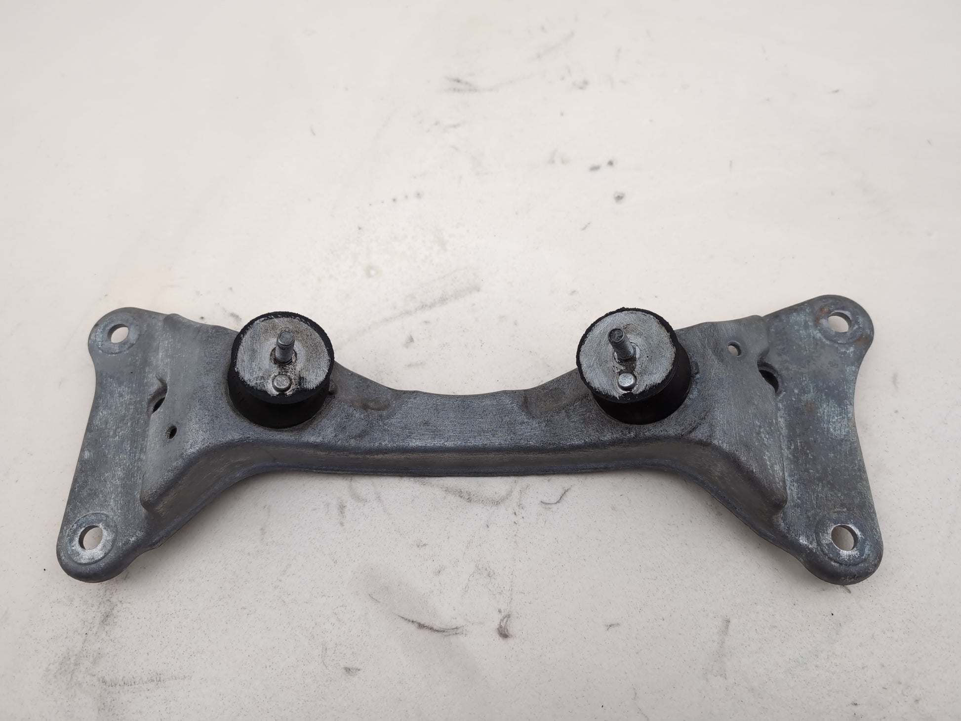 Transmission Mounting Bracket 2