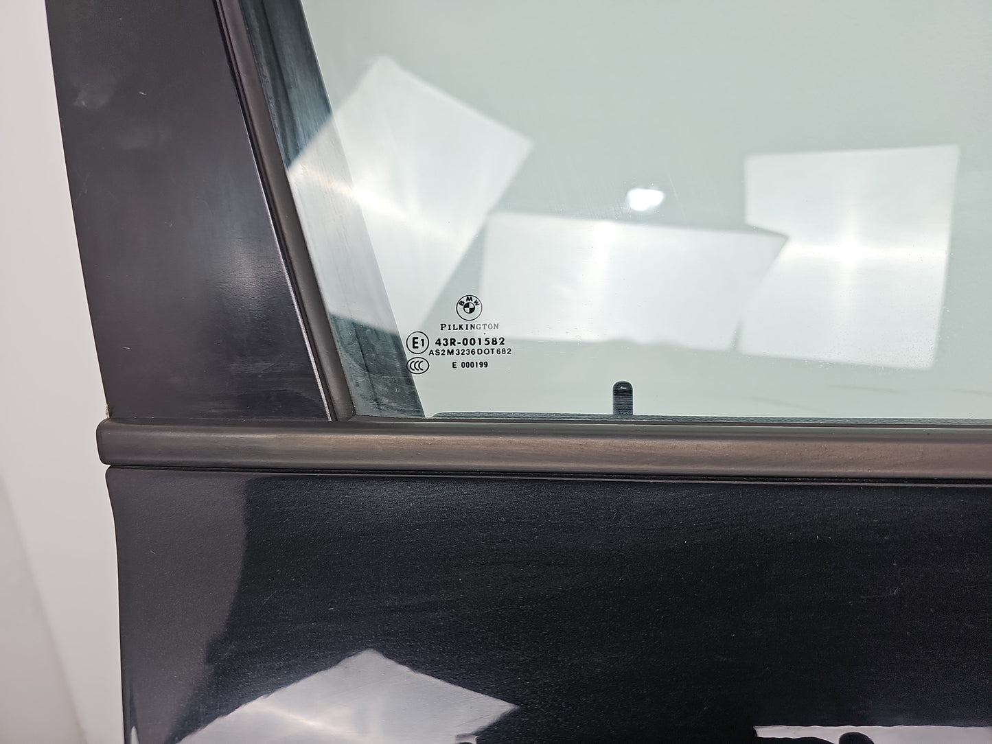 Bmw 1 Series E87 Door Front Rh Right Black Sapphire Metallic 475 2004-2012 - photo 8