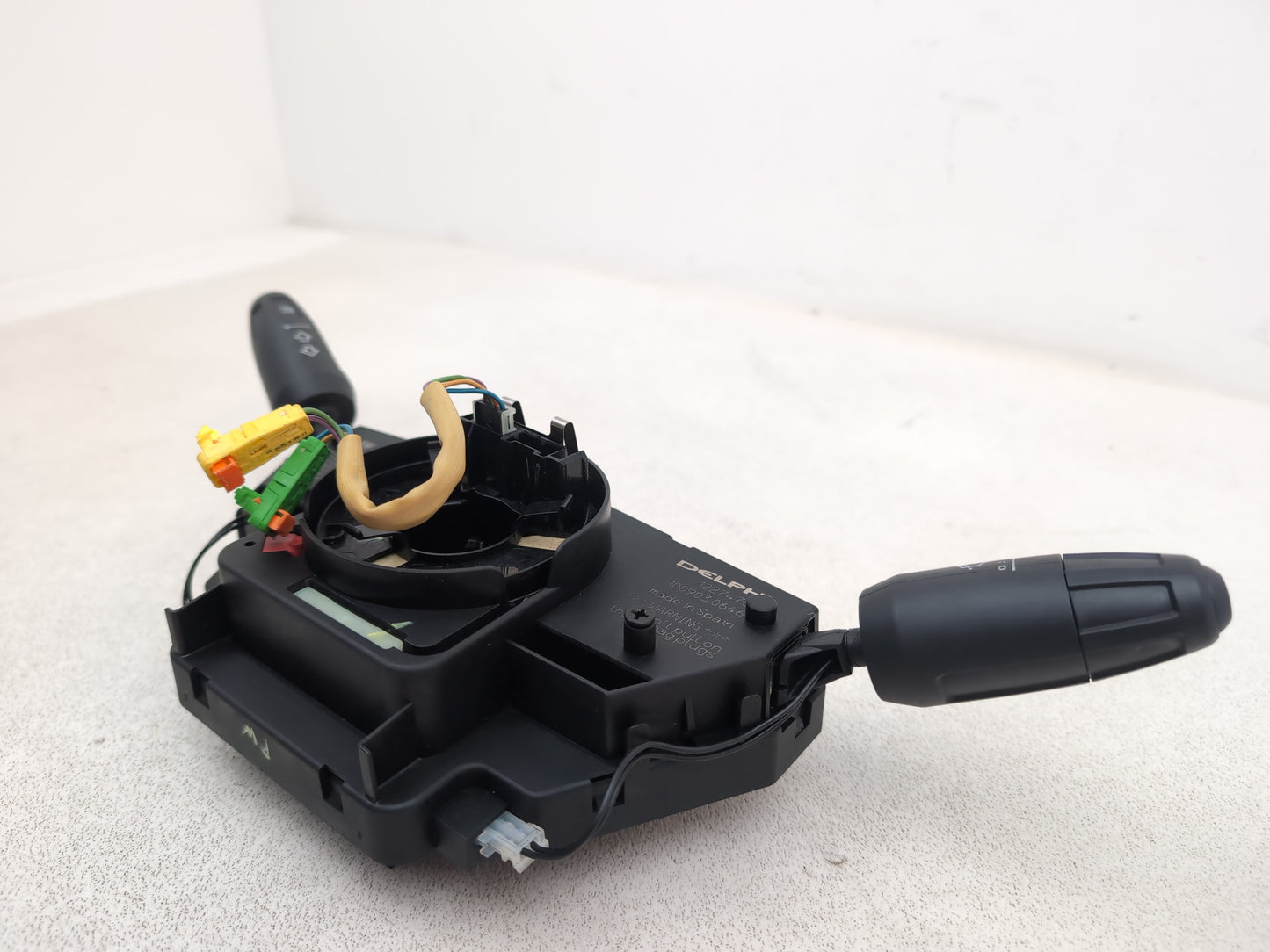 Wiper Stalk, Cruise Control, Gear Selector Stalk  2