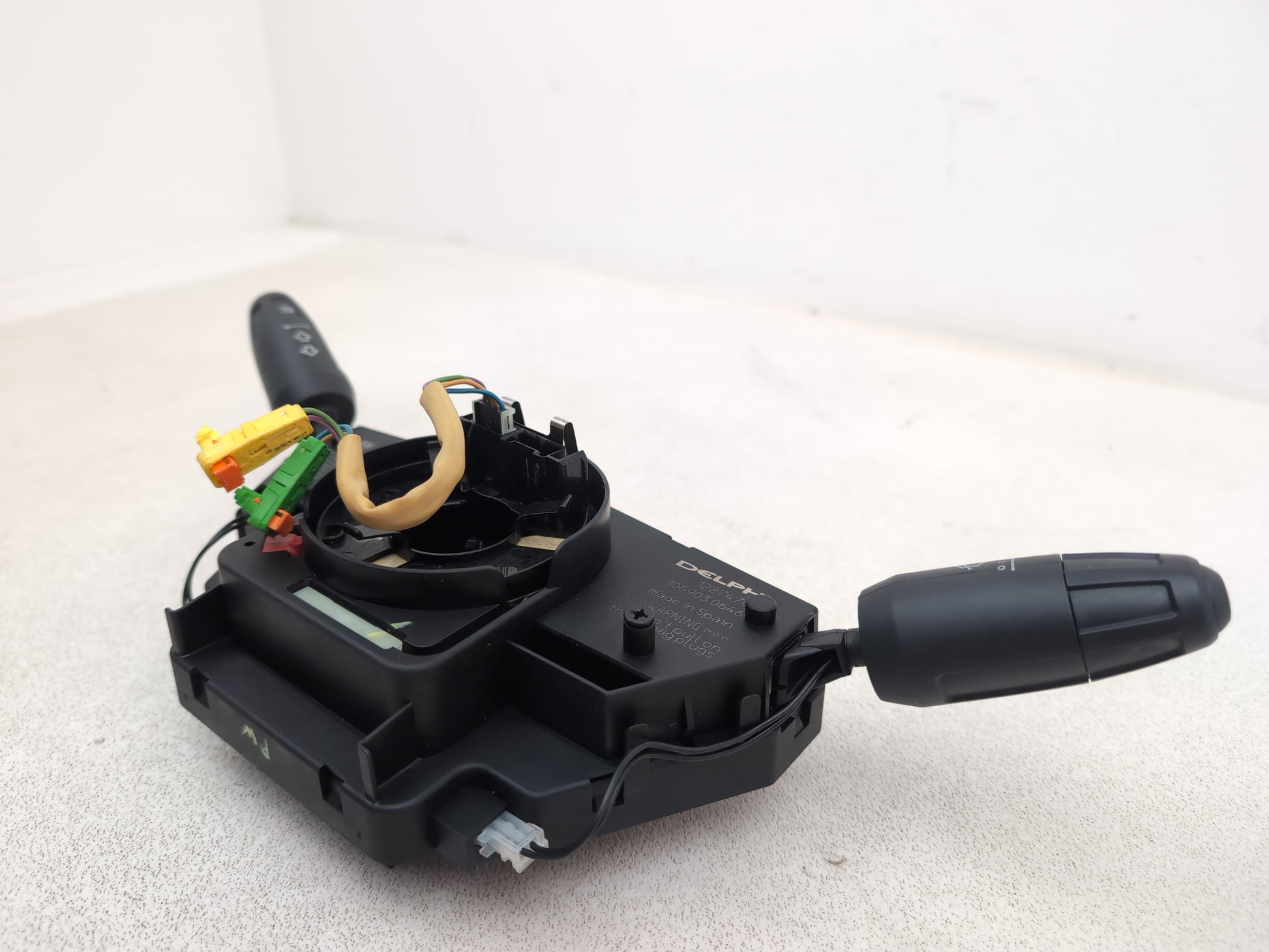 Wiper Stalk, Cruise Control, Gear Selector Stalk  2