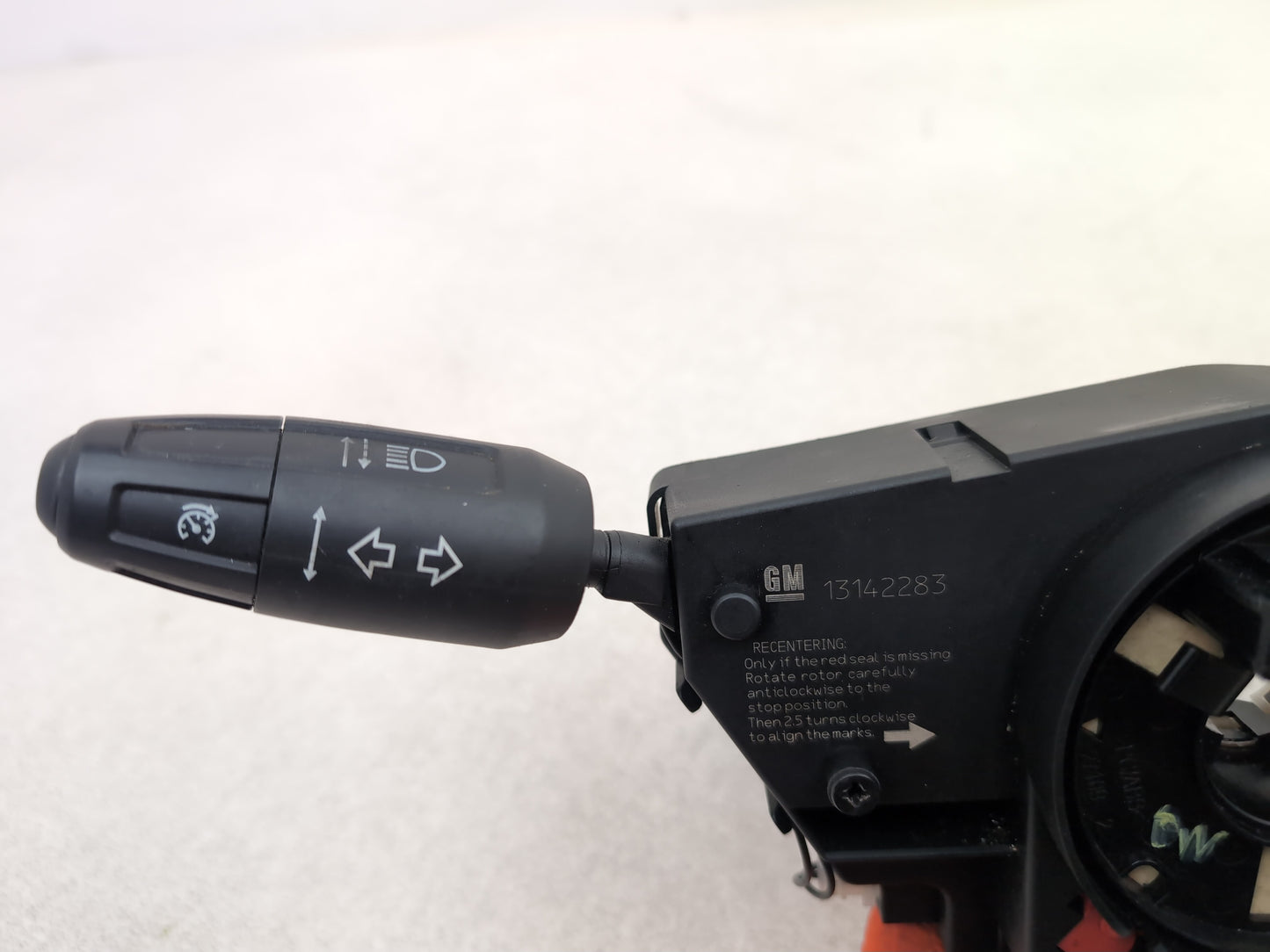 Wiper Stalk, Cruise Control, Gear Selector Stalk  6