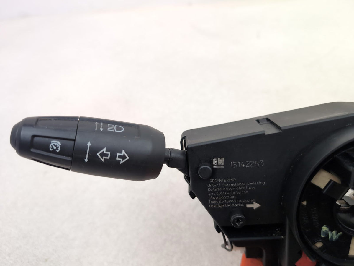 Wiper Stalk, Cruise Control, Gear Selector Stalk  6