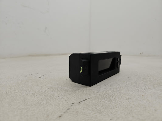 Vauxhall Corsa Petrol D Digital Dash Radio Date Time Display 13301080 Ud 2010 - photo 2