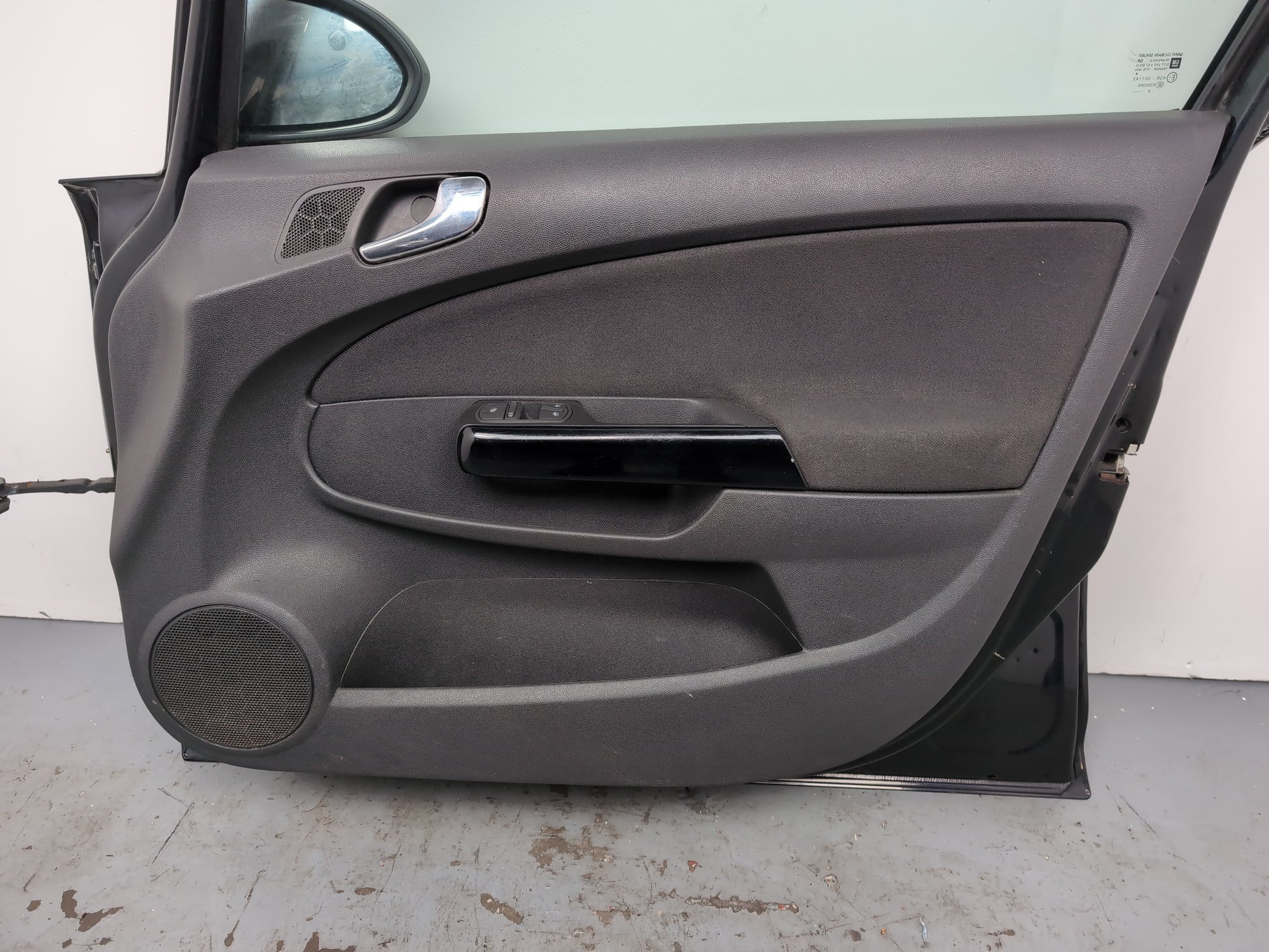 Door Front RH 8
