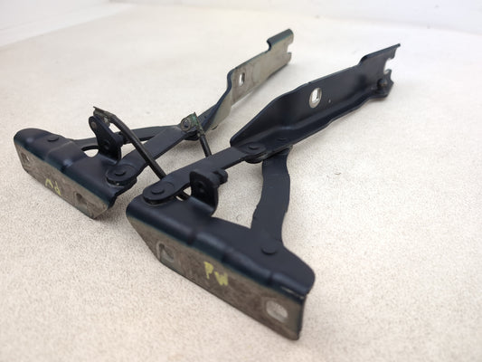 Bmw E60 E61 520d 530d M Sport 03-2009 Bonnet Hood Hinge Set In Blue A07 7008727 - photo 2