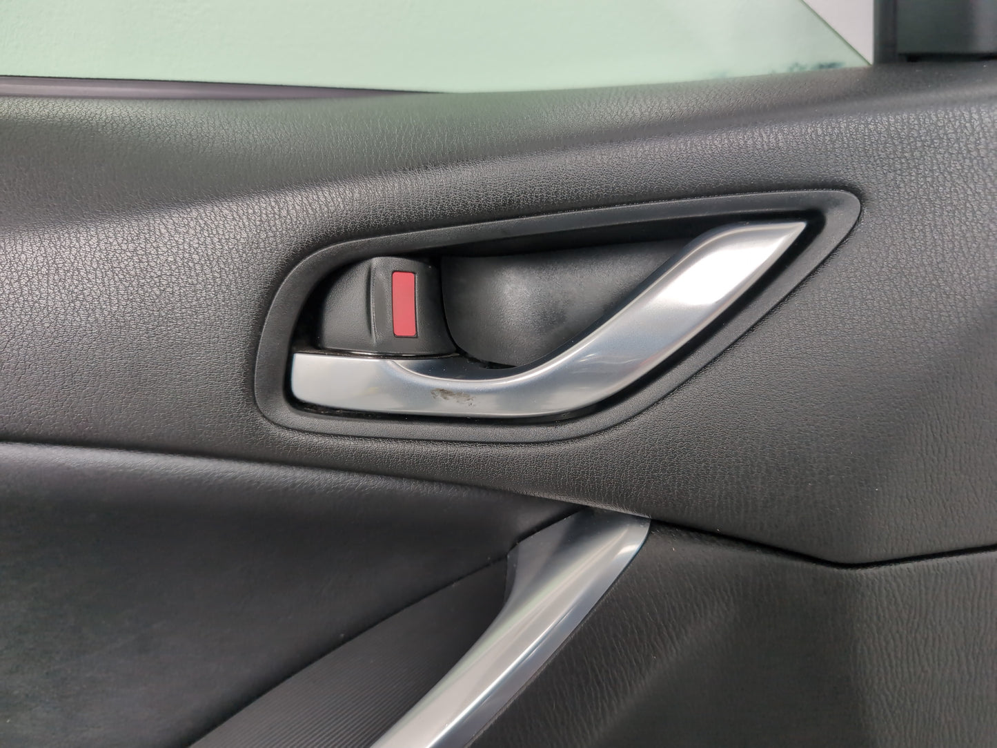 Door Front LH 10