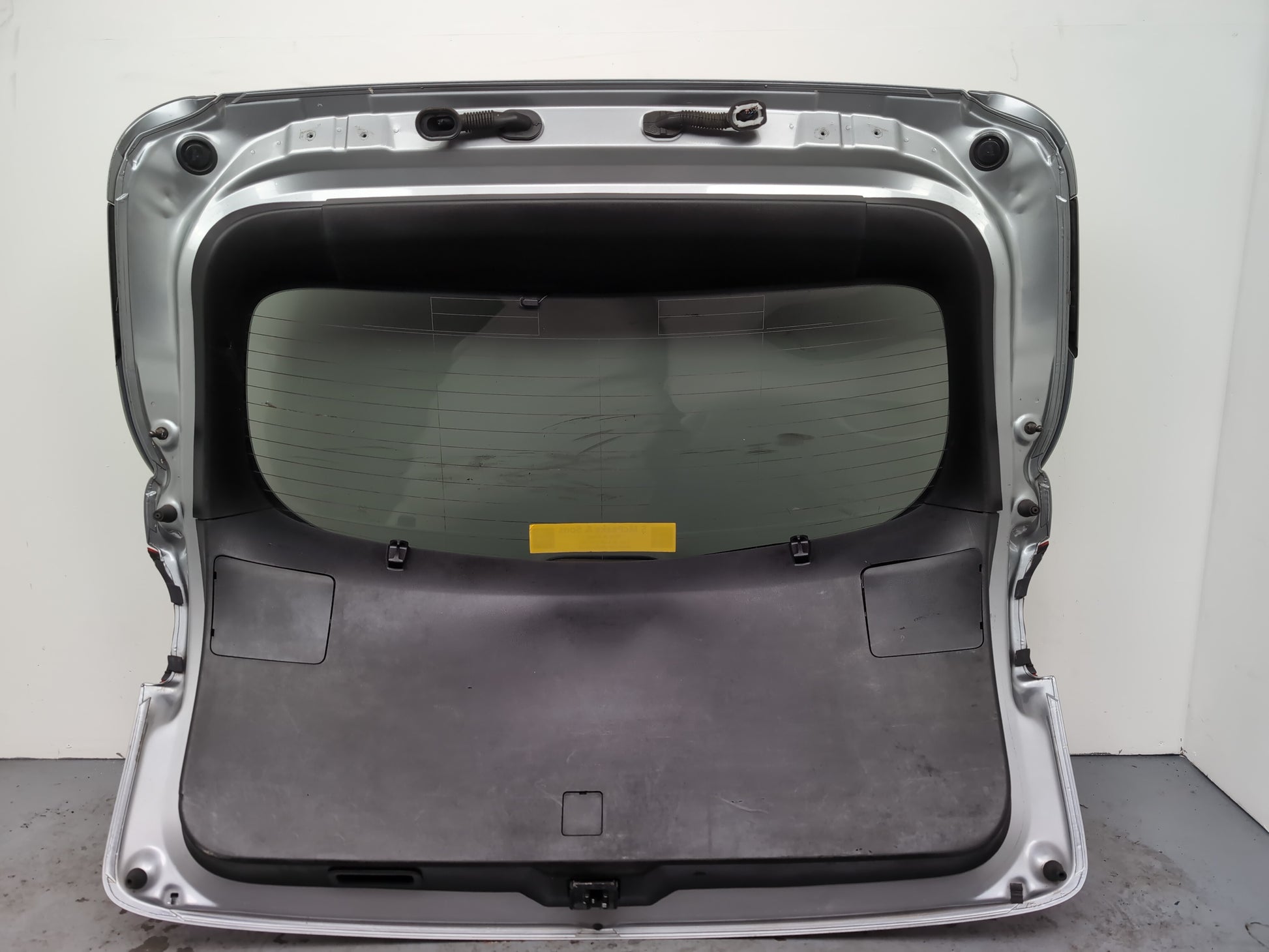 Boot Lid 10
