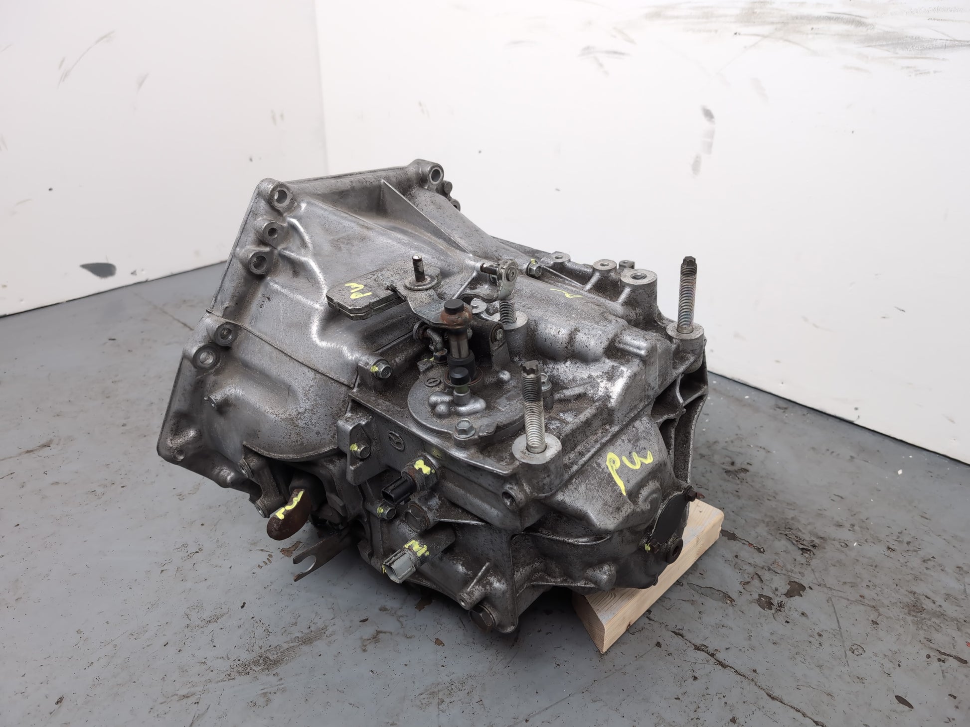 Manual Transmission Assembly 2