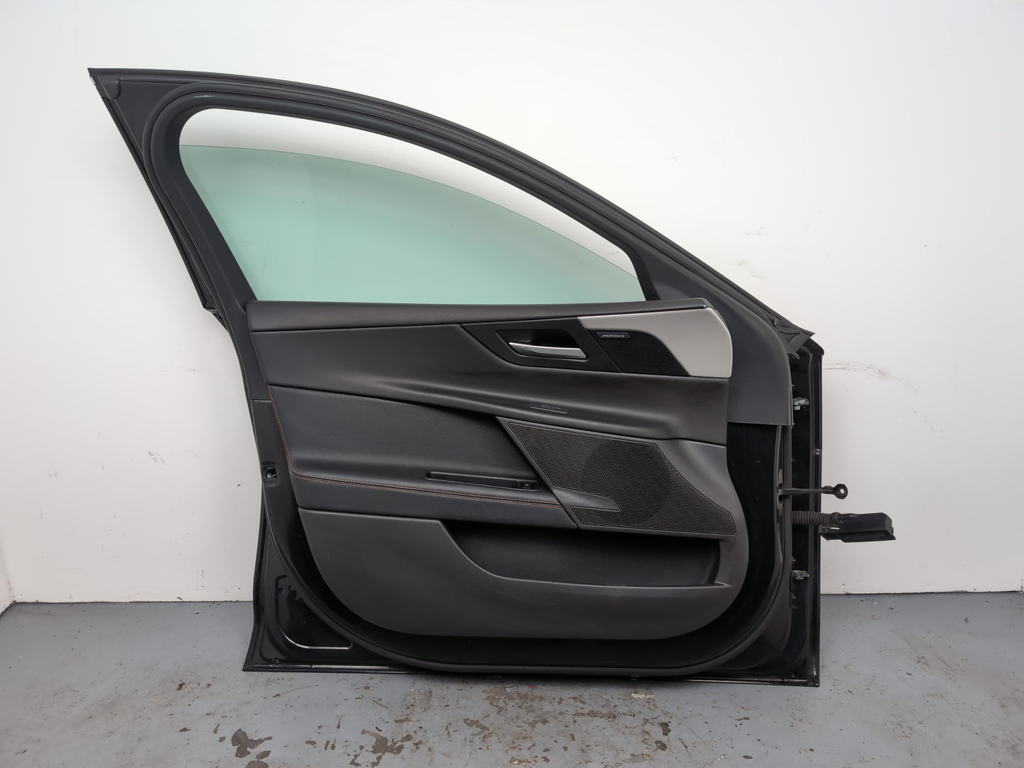Door Front LH 8