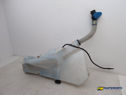 Jaguar Xe Prestige D Auto Washer Bottle With Motor Hk8317b613a 2015-2018 - photo 2