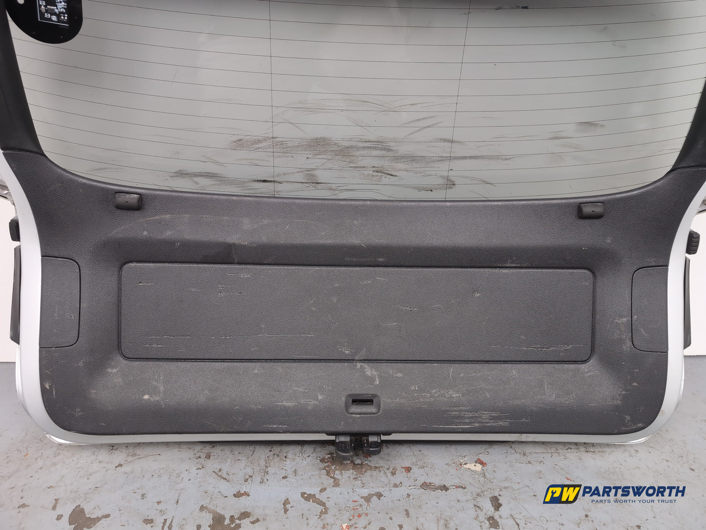 Volkswagen Tiguan Rline Tdi Boot Lid Reflex Silver Metallic La7w 2009-2011 - photo 10