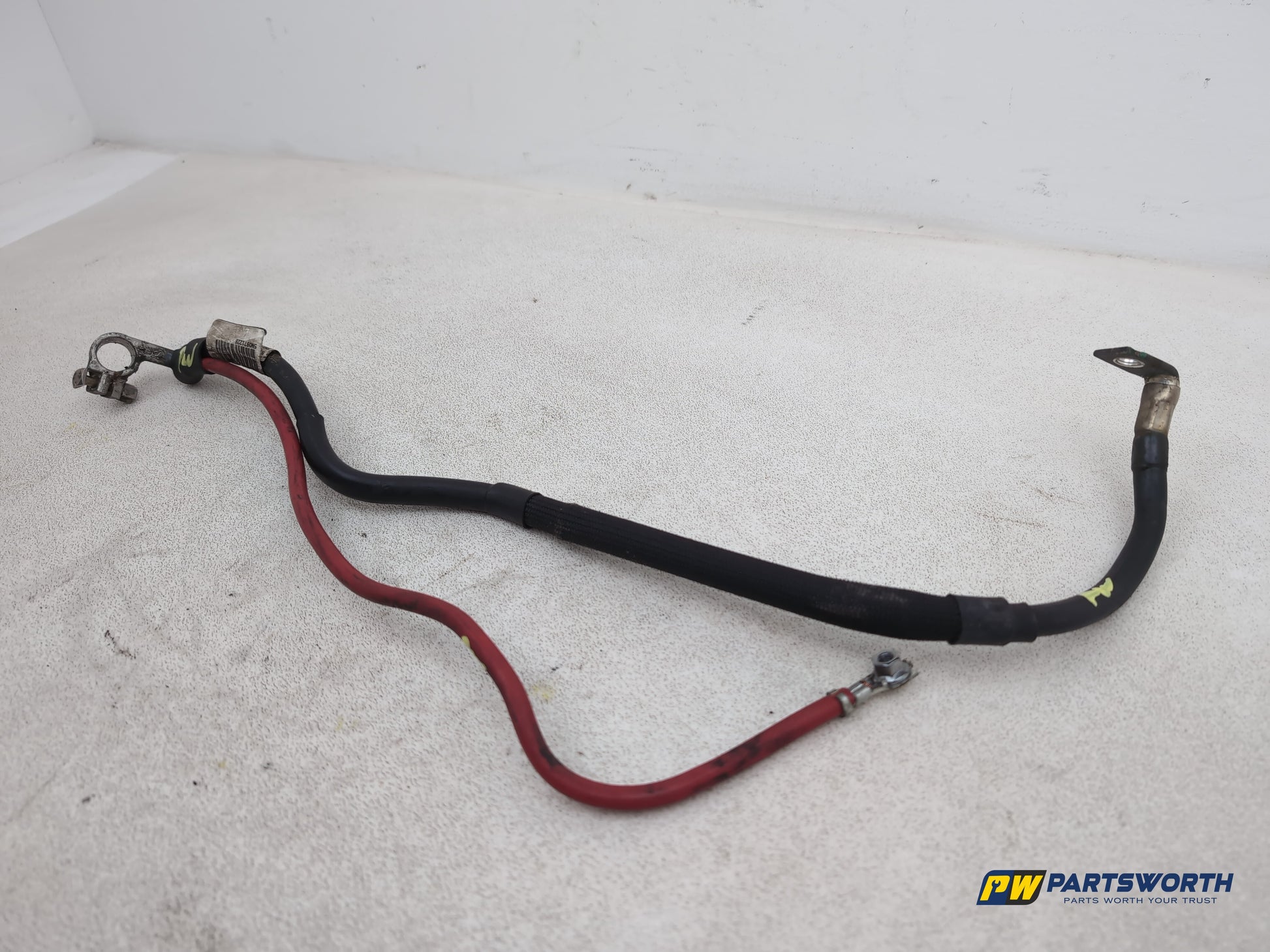 High Voltage Battery Charging Cable 2