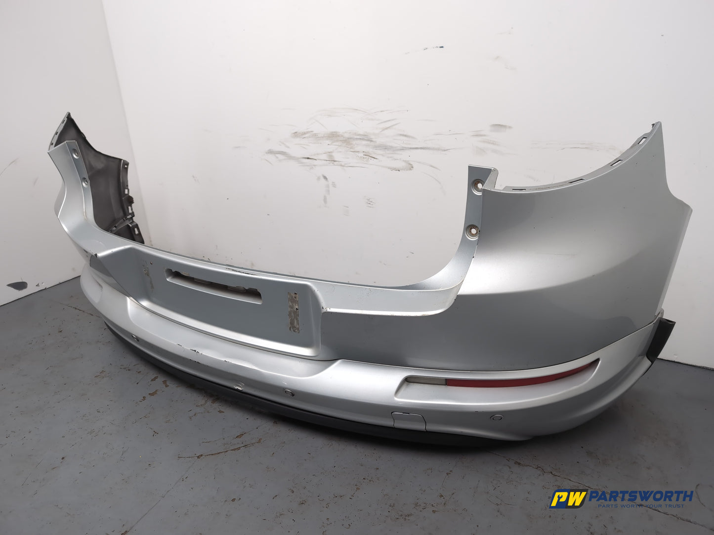 Volkswagen Tiguan Rline Tdi Rear Bumper Reflex Silver Metallic La7w - photo 2