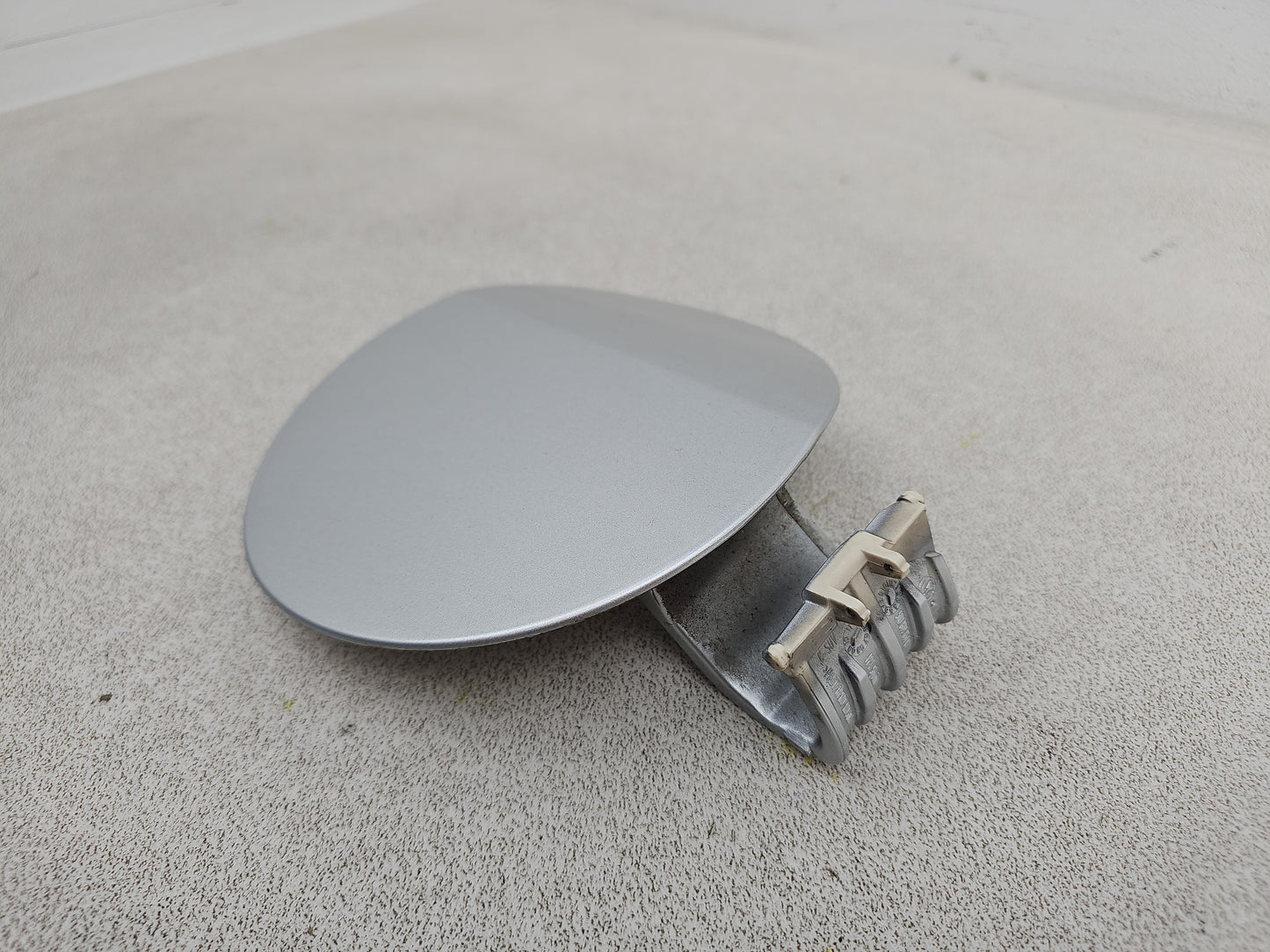 Fuel Filler Flap 2