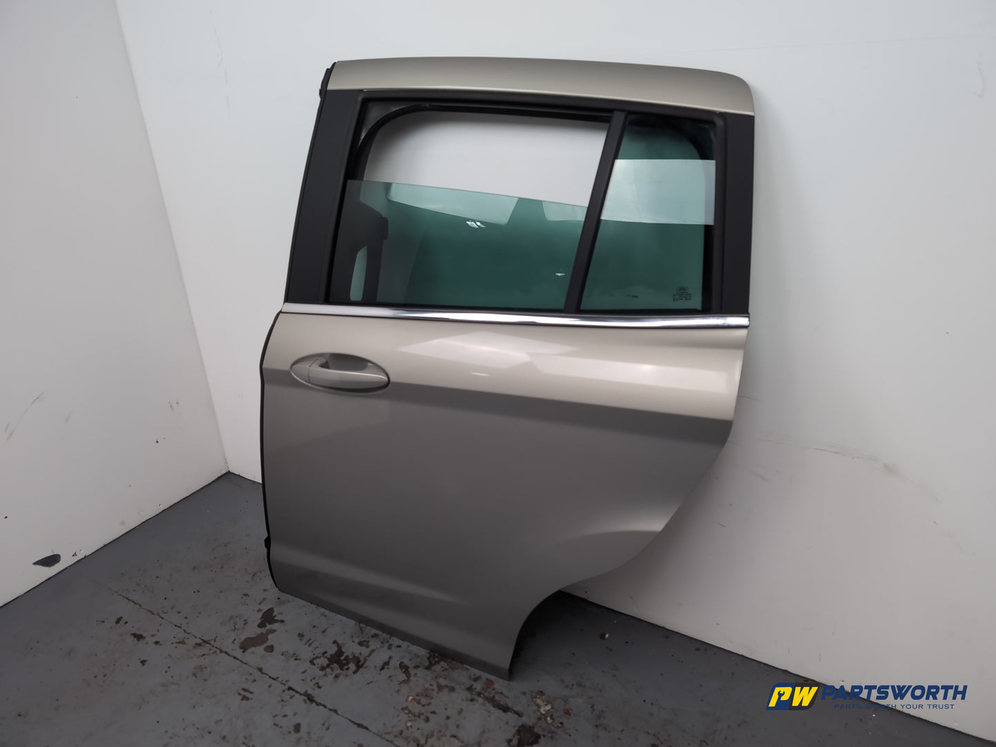 Door Rear LH 2