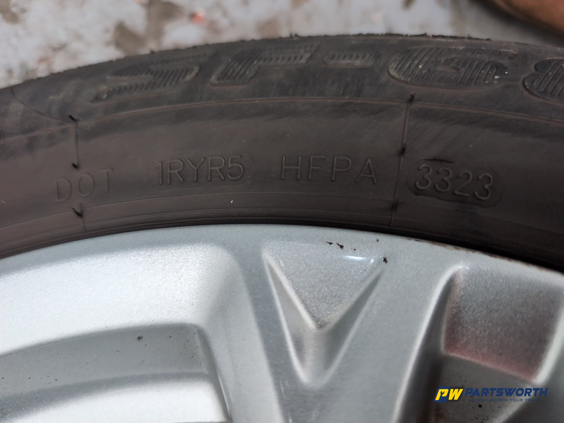 Ford Fiesta / B-Max Zetec Turbo Alloy Wheel 195/60 R15 6jx15h2 2012-2017 - photo 8