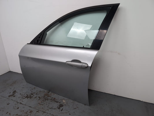 Bmw 3 Series E90/E91 M Sport Door Front Lh Passenger Side Silver 354 2009-2012 - photo 2