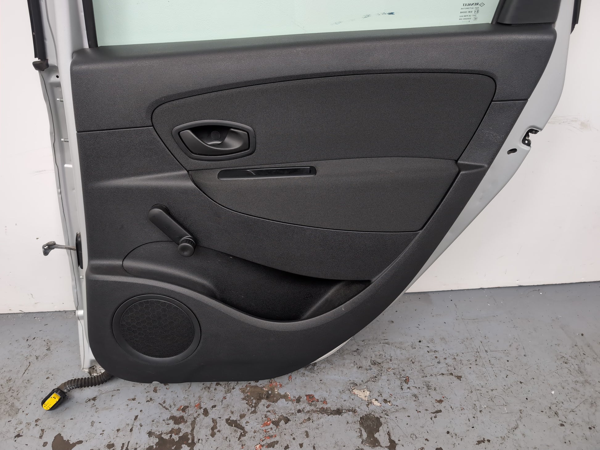 Door Rear LH 7