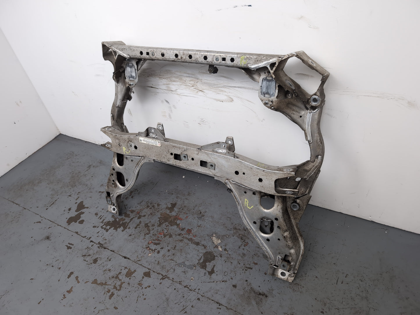 Subframe Front 2